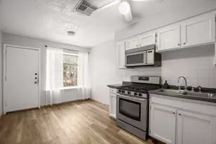 5402 Brompton Cir, Austin, TX 78745 - Photo 13