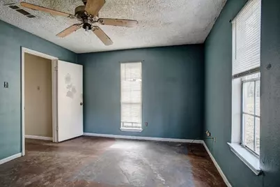 148 Pine Valley Drive, Paige, TX 78659 - Photo 13