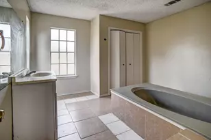 148 Pine Valley Dr, Paige, TX 78659 - Photo 21