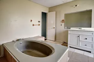 148 Pine Valley Dr, Paige, TX 78659 - Photo 15