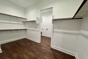 1353 Red Town Rd, Elgin, TX 78621 - Photo 17