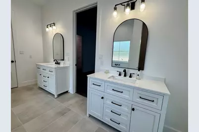 1353 Red Town Road #B, Elgin, TX 78621 - Photo 15