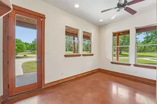 290 Miss Donna Ln, Dripping Springs, TX 78620 - Photo 21