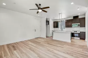4127 E 12th St, Austin, TX 78721 - Photo 1