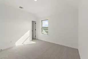601 Ridge Point Dr, Georgetown, TX 78628 - Photo 21