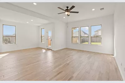 601 Ridge Point Drive, Georgetown, TX 78628 - Photo 9