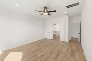 601 Ridge Point Dr, Georgetown, TX 78628 - Photo 9