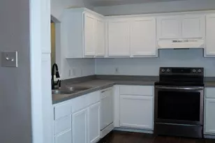 2846 Wyoming St, San Antonio, TX 78203 - Photo 13