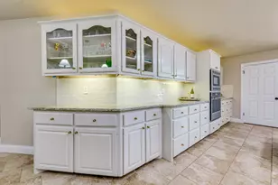 33 Brookmeadow Dr, Wimberley, TX 78676 - Photo 15