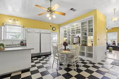504 S Main Street, Lockhart, TX 78644 - Photo 9