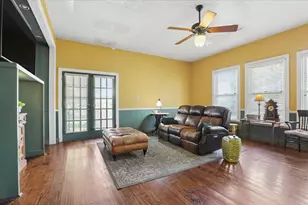 504 S Main St, Lockhart, TX 78644 - Photo 13
