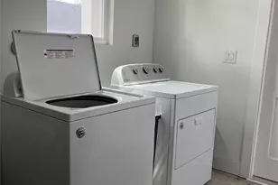1122 Kirk Ave, Austin, TX 78702 - Photo 17