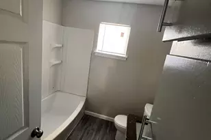 8902 Little Walnut Pkwy, Austin, TX 78758 - Photo 17