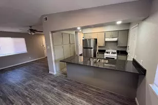8902 Little Walnut Pkwy, Austin, TX 78758 - Photo 7
