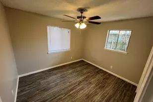 8902 Little Walnut Pkwy, Austin, TX 78758 - Photo 15