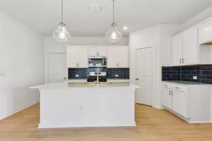 1925 Lazy Acres St, Leander, TX 78641 - Photo 11