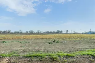 536 NW River Rd, Martindale, TX 78655 - Photo 1