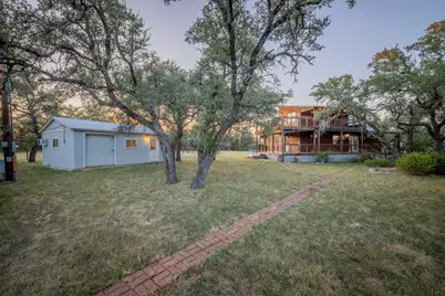 140 Mountain Loop Drive, Johnson City, TX 78636 - Photo 9