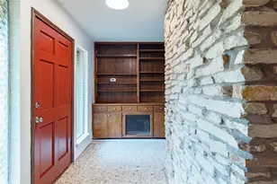 9848 Weir Loop Circle, Austin, TX 78736 - Photo 5