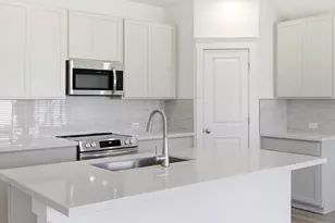 112 Hazy Vw Rd, San Marcos, TX 78666 - Photo 7