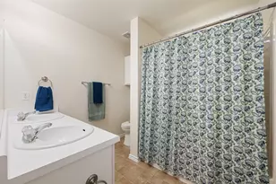 311 Phillips St, Hutto, TX 78634 - Photo 23