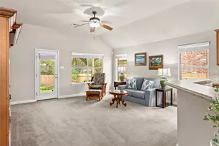 2208 Petrified Forest Dr, Austin, TX 78747 - Photo 17