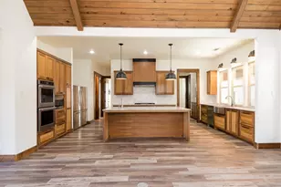 201 Ash Juniper Wy, Bertram, TX 78605 - Photo 7