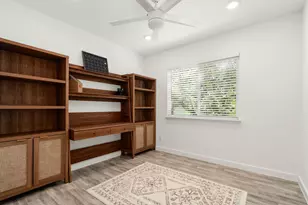 1200 E 52nd St, Austin, TX 78723 - Photo 19