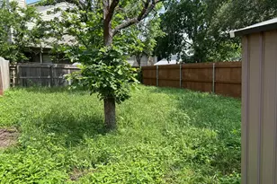 8710 Weiser Dr, Austin, TX 78729 - Photo 17