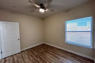 8710 Weiser Dr, Austin, TX 78729 - Photo 11