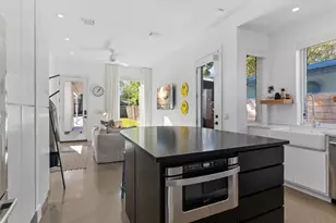 512 Sacramento Dr, Austin, TX 78704 - Photo 11