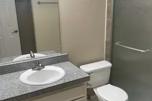 400 W 35th St, Austin, TX 78705 - Photo 11