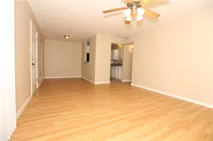 400 W 35th St, Austin, TX 78705 - Photo 3