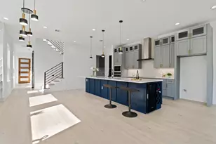 501 E Burton St, Manor, TX 78653 - Photo 5