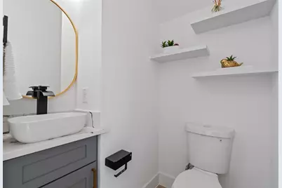 501 E Burton Street, Manor, TX 78653 - Photo 9