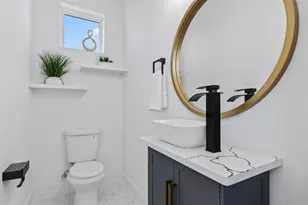 501 E Burton St, Manor, TX 78653 - Photo 15