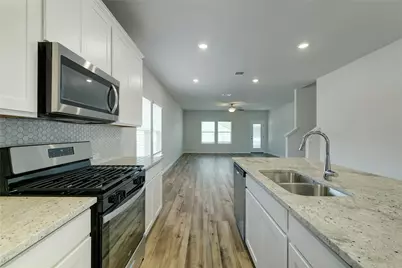 143 Short Toed Swoop, Cedar Creek, TX 78612 - Photo 13