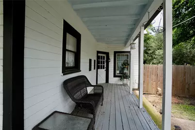 1704 N Houston Avenue, Cameron, TX 76520 - Photo 23