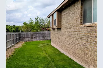 101 Lightcliff Street, Hutto, TX 78634 - Photo 9