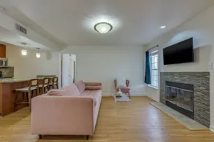 7685 Northcross Dr, Austin, TX 78757 - Photo 23