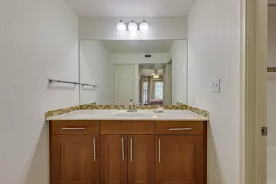 7685 Northcross Drive #1106, Austin, TX 78757 - Photo 9