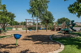 335 Enforcer Loop, Jarrell, TX 76537 - Photo 15