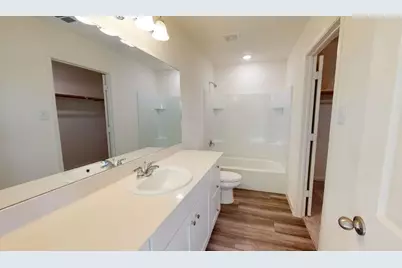 335 Enforcer Loop, Jarrell, TX 76537 - Photo 5