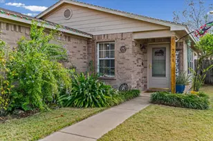 751 Blair Ave, Bastrop, TX 78602 - Photo 5