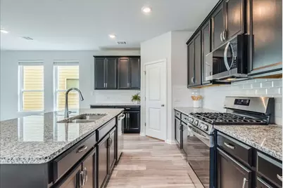 147 Sawtooth Mountain Way, Dripping Springs, TX 78620 - Photo 11