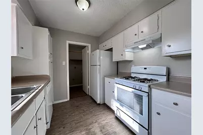 10409 Golden Meadow Drive #B, Austin, TX 78758 - Photo 7