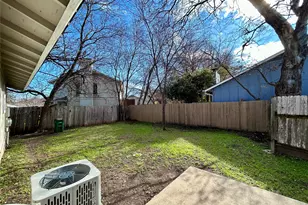 10409 Golden Meadow Dr, Austin, TX 78758 - Photo 21