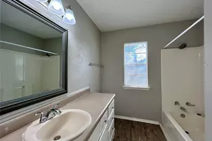 10409 Golden Meadow Dr, Austin, TX 78758 - Photo 13