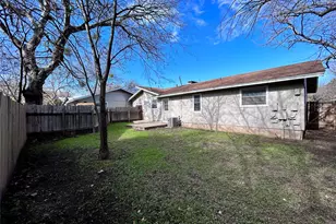 10409 Golden Meadow Dr, Austin, TX 78758 - Photo 19