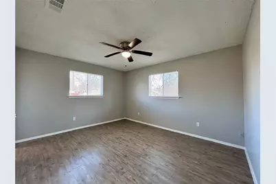 10409 Golden Meadow Drive #B, Austin, TX 78758 - Photo 11